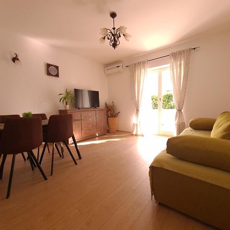 Apartmani B&S Barbat na Rabu Esterno foto