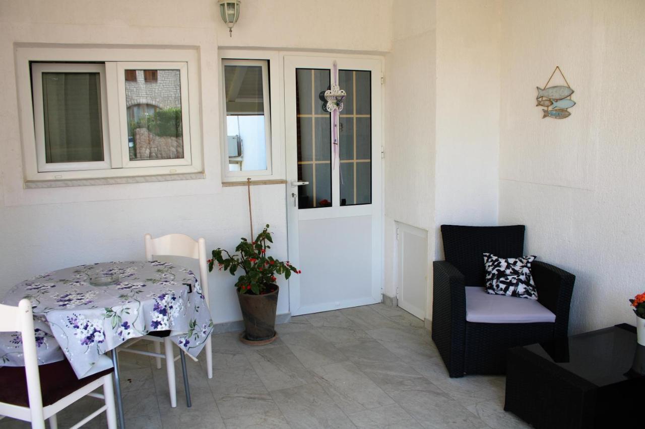 Apartmani B&S Barbat na Rabu Esterno foto