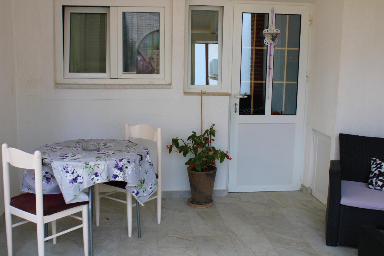 Apartmani B&S Barbat na Rabu Esterno foto