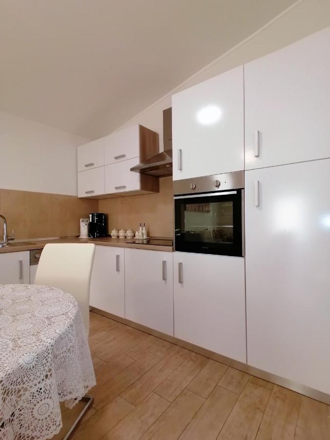Apartmani B&S Barbat na Rabu Esterno foto